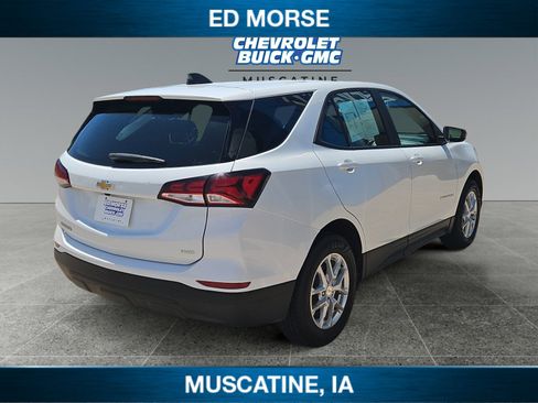 Used 2022 Chevrolet Equinox LS AWD/4WD image 5