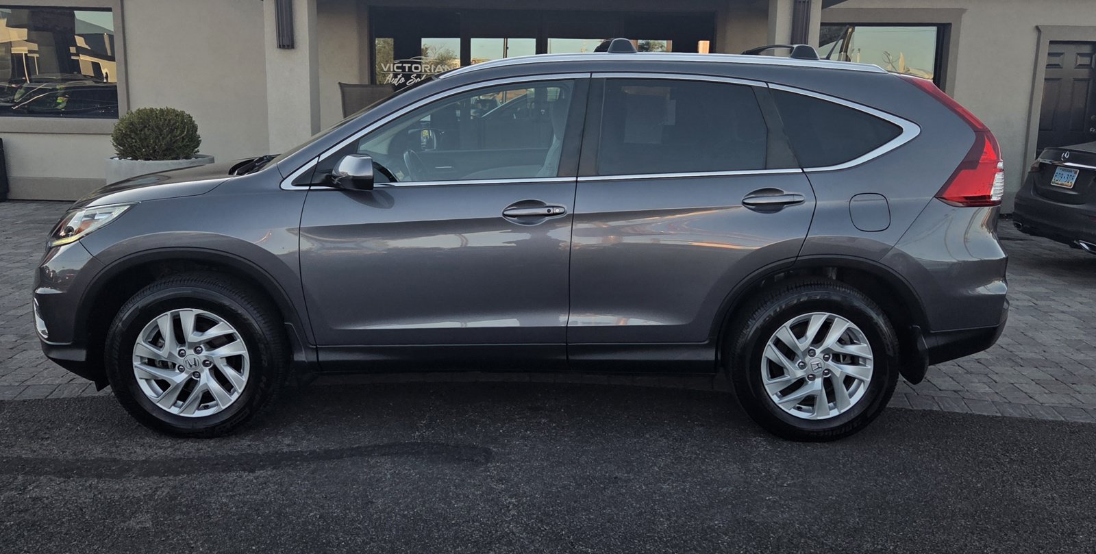 Used 2016 Honda CR-V EX-L image 8