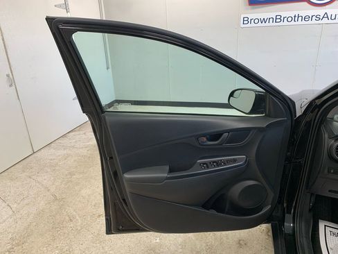 Used 2019 Hyundai Kona SE image 13