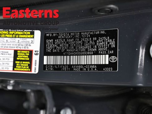 Used 2025 Toyota Camry LE FWD image 34