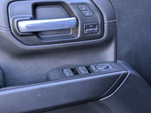 Used 2021 GMC Sierra 2500 AT4 w/ AT4 Premium Plus Package image 15