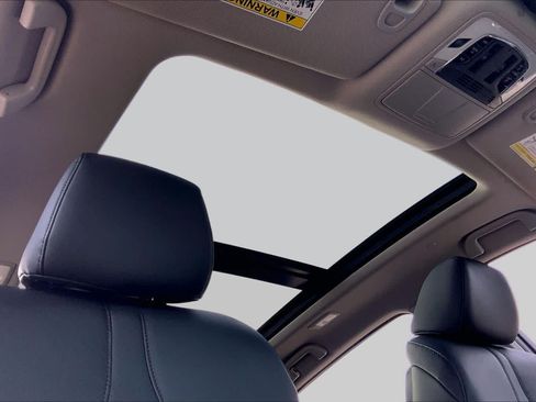 Used 2019 Acura RDX FWD image 14