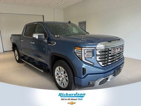 Used 2024 GMC Sierra 1500 Denali w/ Technology Package AWD/4WD image 1