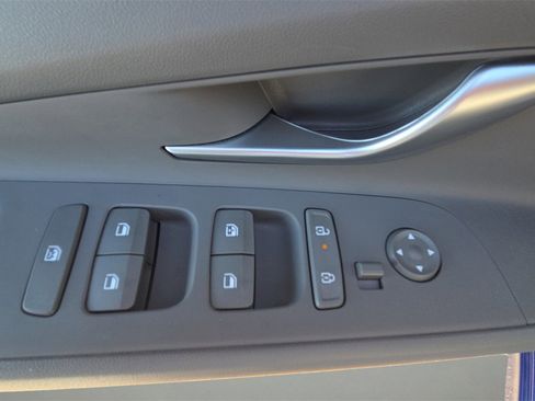 Used 2024 Hyundai Elantra SEL w/ Convenience Package image 23