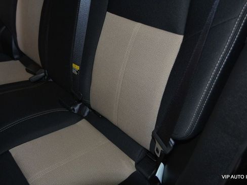 Used 2006 HUMMER H3 image 24