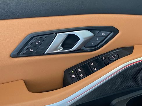 Used 2025 BMW 330i xDrive Sedan w/ Convenience Package image 22