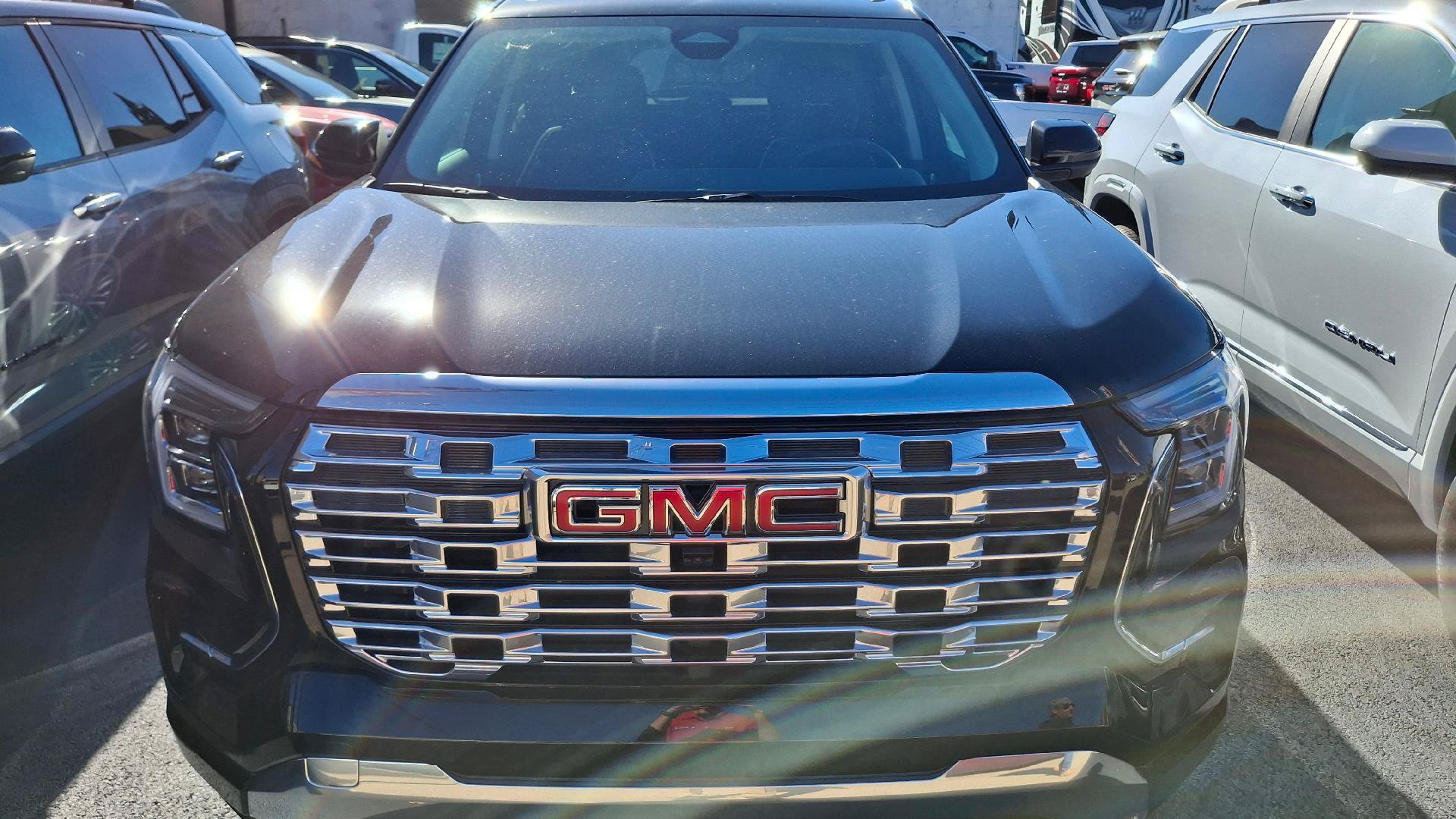 New 2027 GMC Terrain Denali AWD/4WD image 2