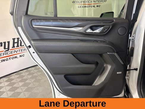 Used 2024 GMC Yukon Denali image 21