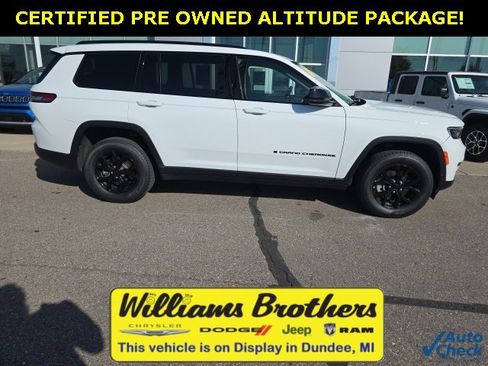 Certified 2024 Jeep Grand Cherokee L Laredo image 4