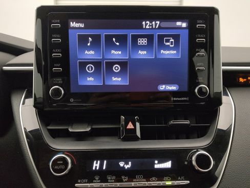 Used 2021 Toyota Corolla LE FWD image 25