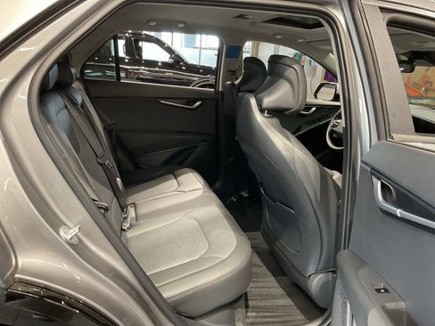 New 2026 Kia Niro SX Touring image 23