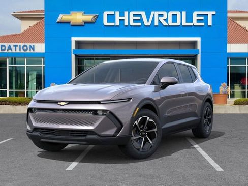 New 2026 Chevrolet Equinox EV LT image 6