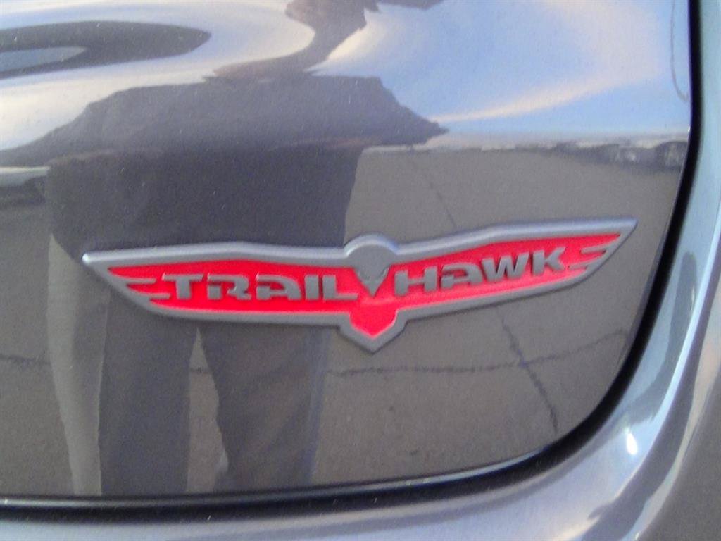 Certified 2024 Jeep Compass Trailhawk w/ Trailhawk Elite Group AWD/4WD image 11