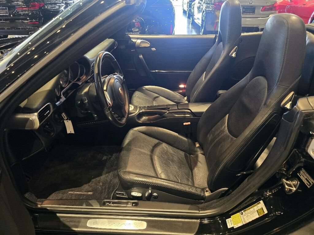 Used 2012 Porsche 911 Cabriolet image 13