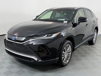 Used 2021 Toyota Venza XLE w/ Softex Package