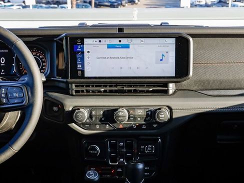 New 2026 Jeep Gladiator Mojave w/ Safety Group image 16