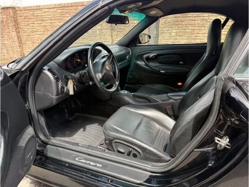 Used 2002 Porsche 911 Carrera 4 image 7