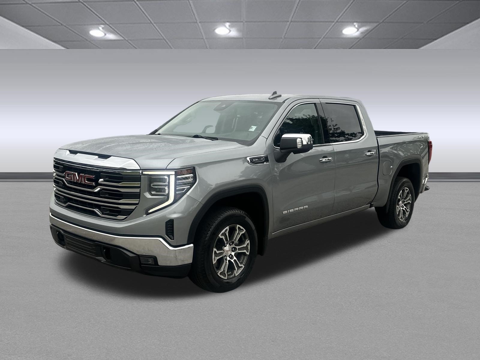 Used 2025 GMC Sierra 1500 SLT AWD/4WD image 7