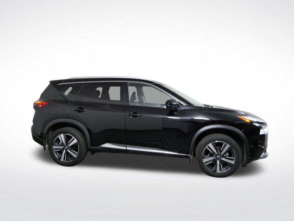Used 2023 Nissan Rogue Platinum AWD/4WD image 2