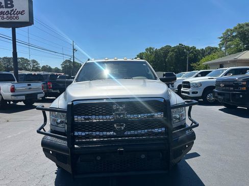 Used 2016 RAM 3500 Tradesman w/ Chrome Appearance Group AWD/4WD image 2