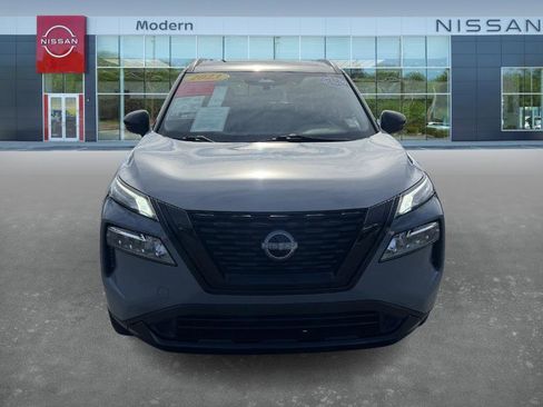 Certified 2023 Nissan Rogue SV w/ SV Premium Package image 2