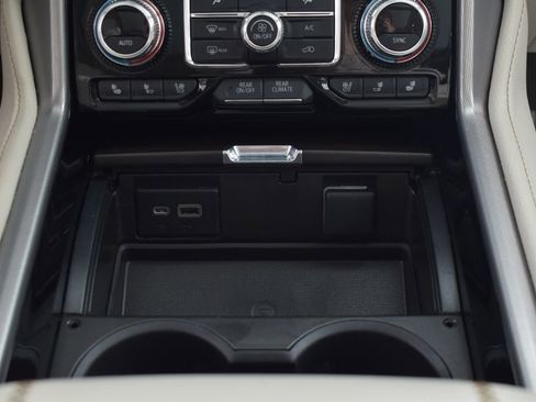 Used 2022 GMC Yukon Denali w/ Max Trailering Package image 26