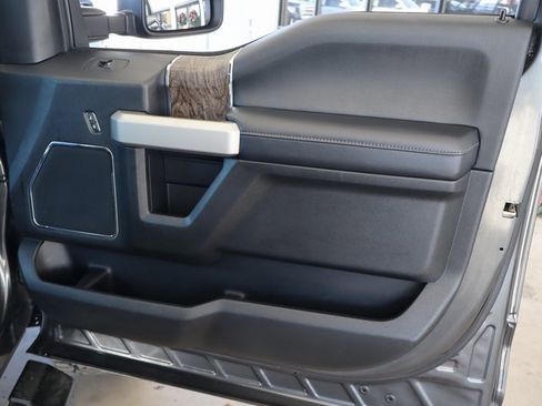 Used 2019 Ford F350 Lariat w/ Lariat Ultimate Package image 61