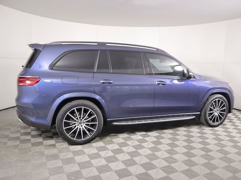 New 2026 Mercedes-Benz GLS 580 4MATIC image 4