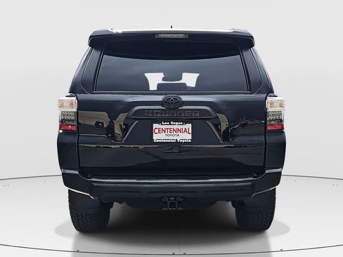 Used 2024 Toyota 4Runner TRD Off-Road Premium image 6