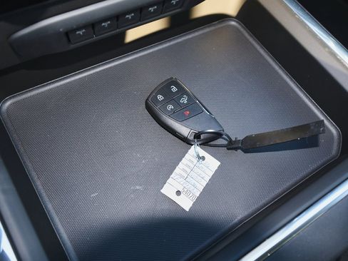 New 2026 GMC Sierra 2500 SLT w/ SLT Premium Package image 23