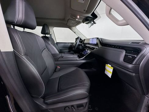 Certified 2025 INFINITI QX80 Luxe image 38