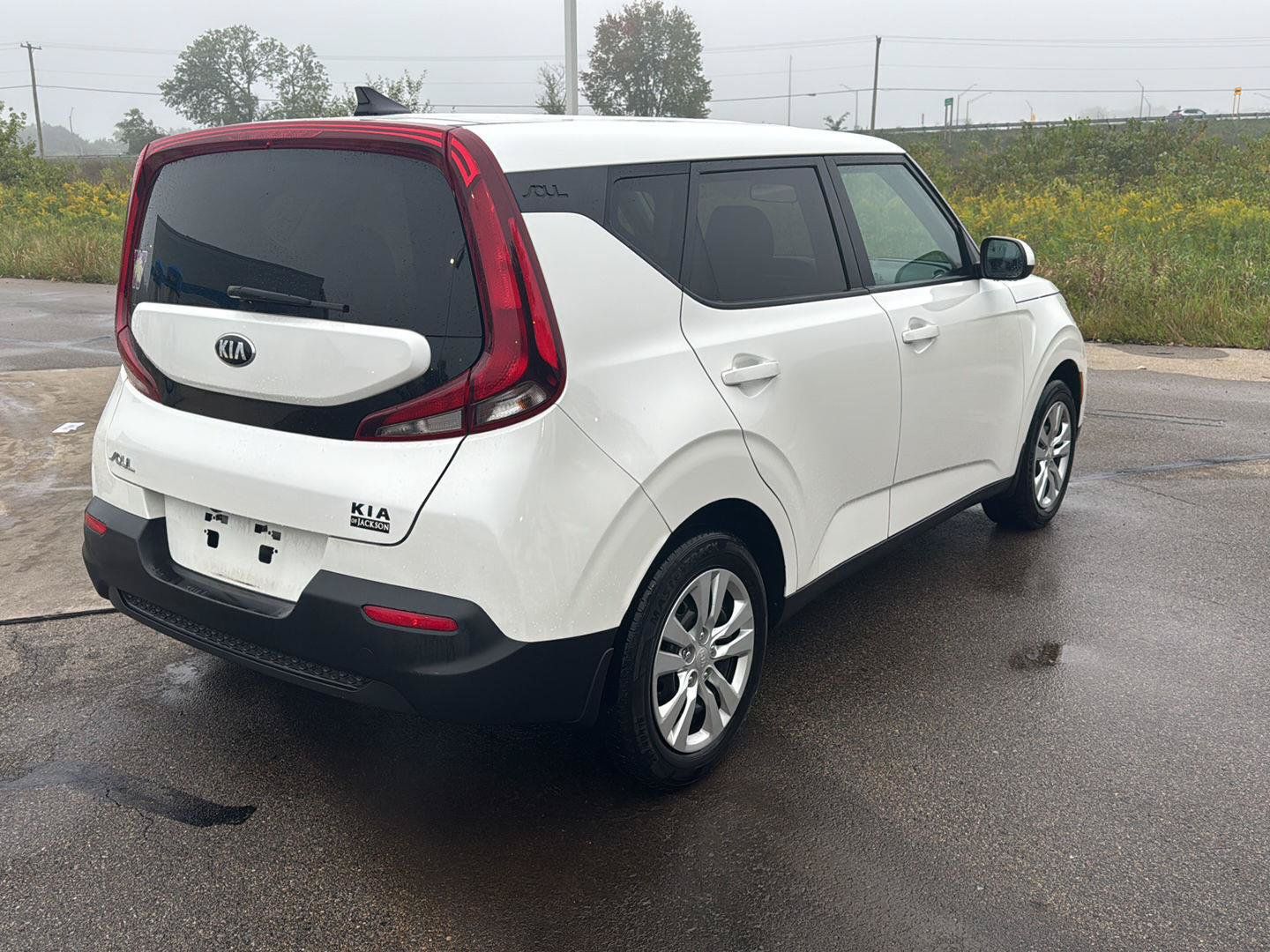 Used 2020 Kia Soul LX FWD image 5