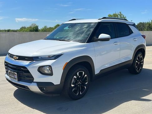 Used 2023 Chevrolet TrailBlazer LT image 8