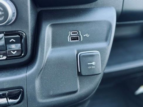New 2025 RAM ProMaster 1500 w/ Convenience Group image 17