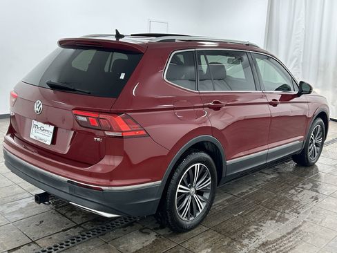 Used 2018 Volkswagen Tiguan SEL image 5