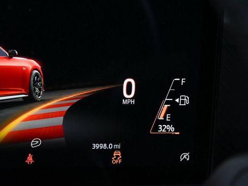 Used 2025 Ford Mustang Coupe RWD image 24