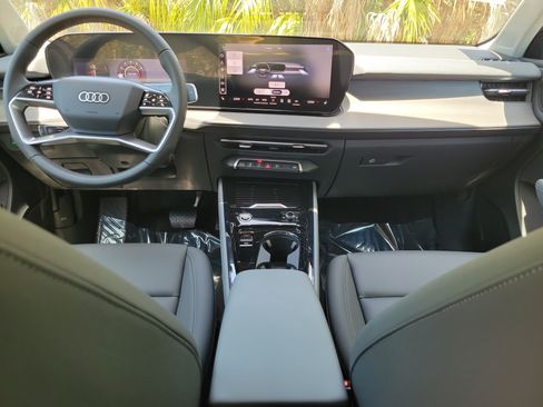 New 2026 Audi Q3 quattro 2.0T AWD/4WD image 14
