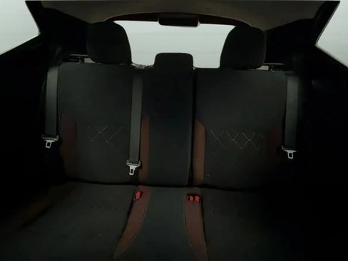 Used 2019 Nissan Kicks SR w/ Exterior Package FWD image 18