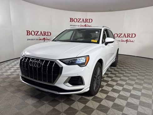 Used 2022 Audi Q3 2.0T Premium image 4