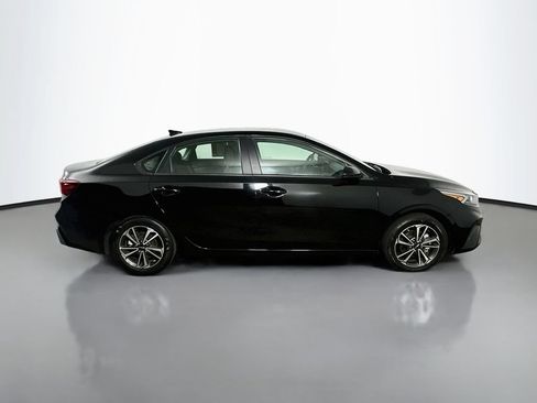 Used 2024 Kia Forte LXS FWD image 7
