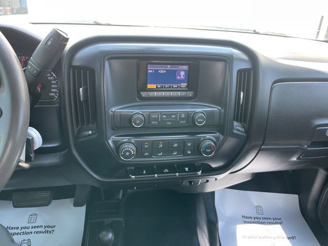 Used 2015 Chevrolet Silverado 3500 W/T w/ WT Convenience Package AWD/4WD image 12