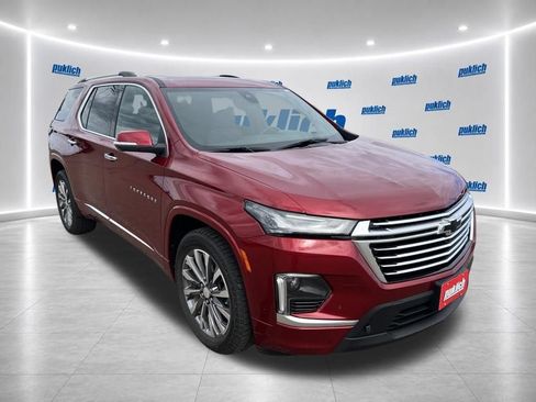 Certified 2023 Chevrolet Traverse Premier w/ LPO, Floor Liner Package AWD/4WD image 3