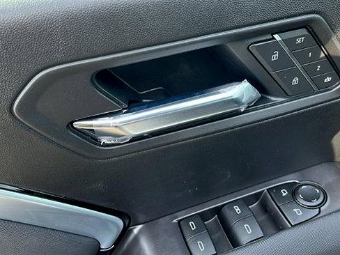 New 2026 Chevrolet Colorado Z71 w/ Technology Package image 18