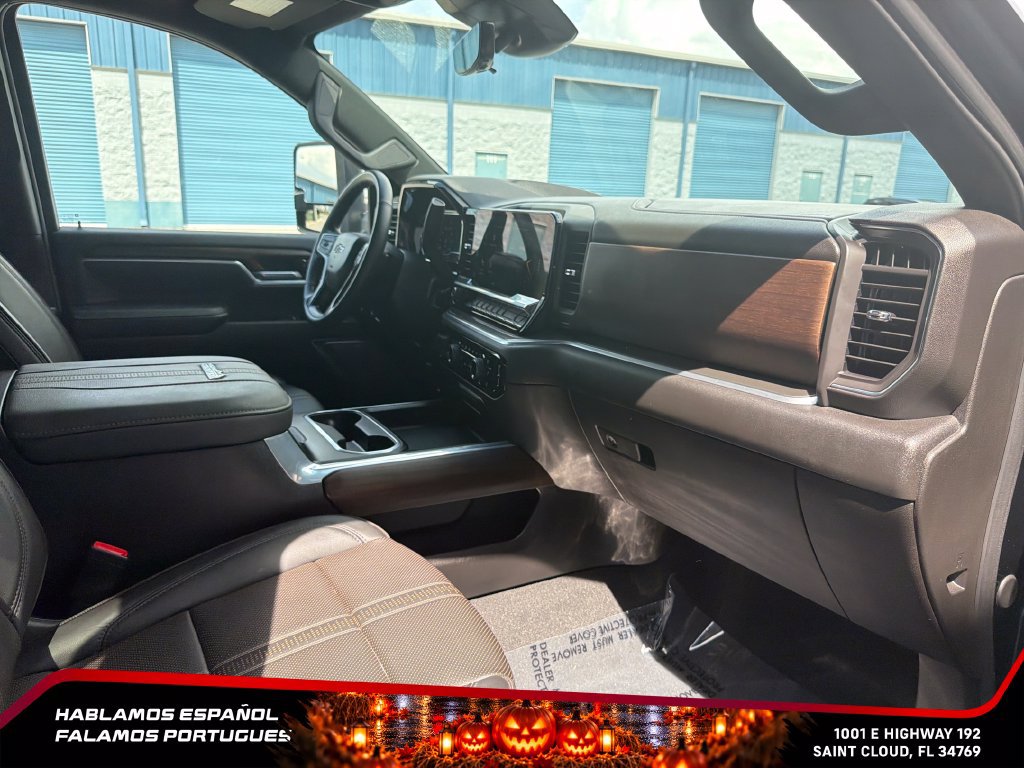 Used 2024 Chevrolet Silverado 2500 High Country w/ High Country Premium Package AWD/4WD image 30