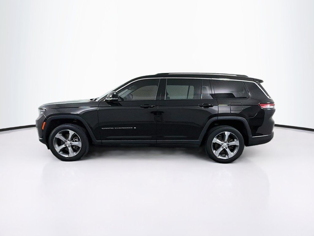 Used 2023 Jeep Grand Cherokee L Limited w/ Trailer Tow Group (B) AWD/4WD image 4