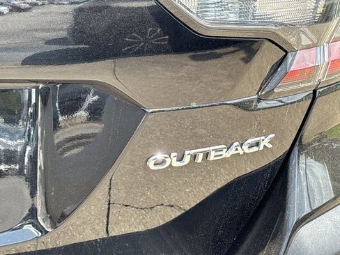 Used 2023 Subaru Outback Premium AWD/4WD image 7