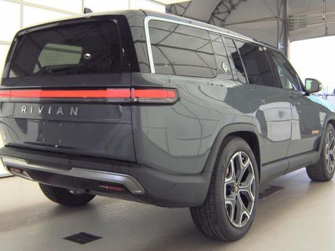 Used 2024 Rivian R1S Adventure AWD/4WD image 4