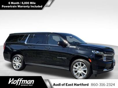 Used 2022 Chevrolet Suburban High Country w/ Premium Package 2