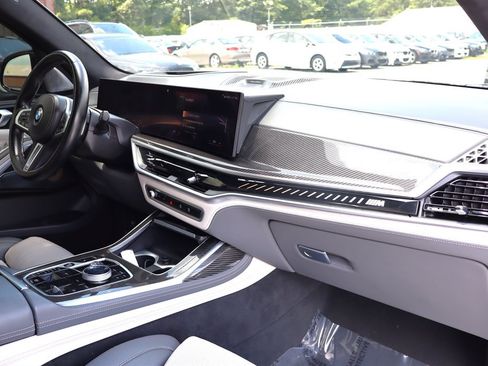 Used 2023 BMW X7 M60i w/ Executive Package AWD/4WD image 25