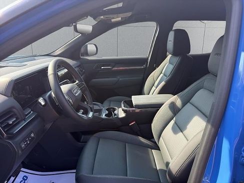 New 2027 GMC Terrain AT4 w/ Convenience Package III AWD/4WD image 40